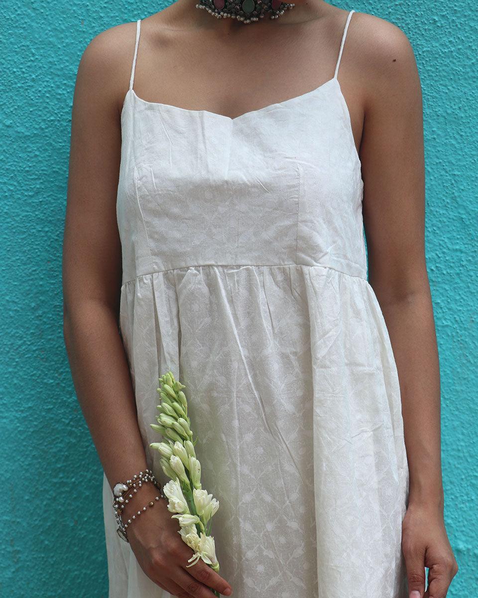 Abha Cotton Dress - Safed - Image 8