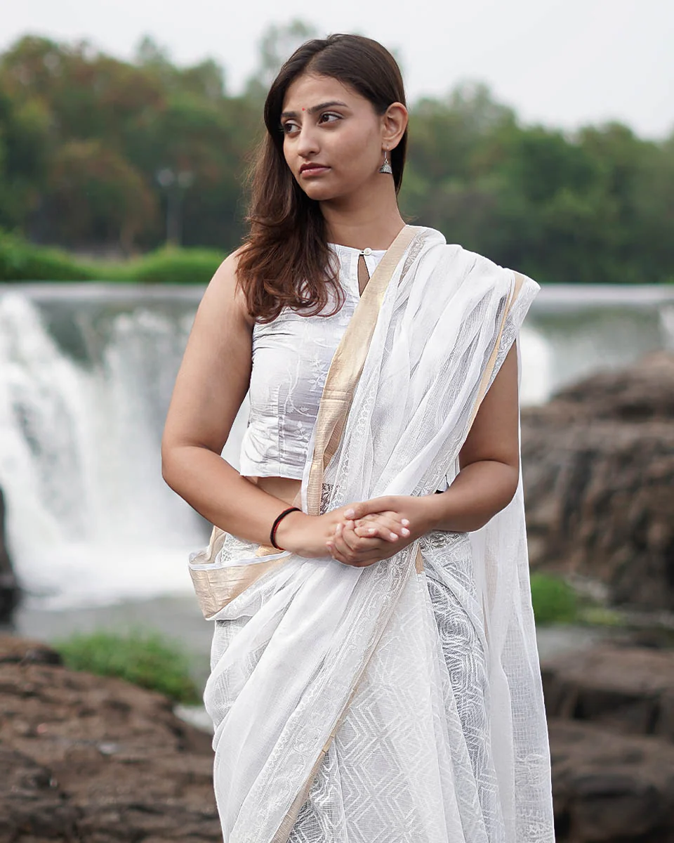 Almond Smoke Kota Doria Ivory Block Printed Saree - SFD - Image 4