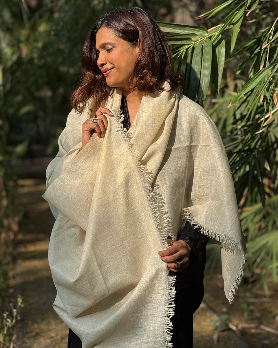 Alpine Glow Pure Wool Zari Shawl - Image 7