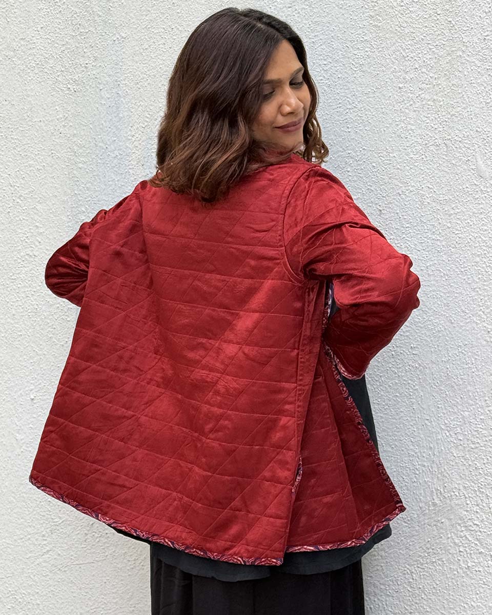 Ambernest Mashru Silk Reversible Quilted Jacket - Image 14