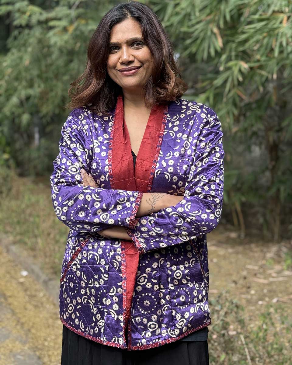 Ambernest Mashru Silk Reversible Quilted Jacket - Image 19
