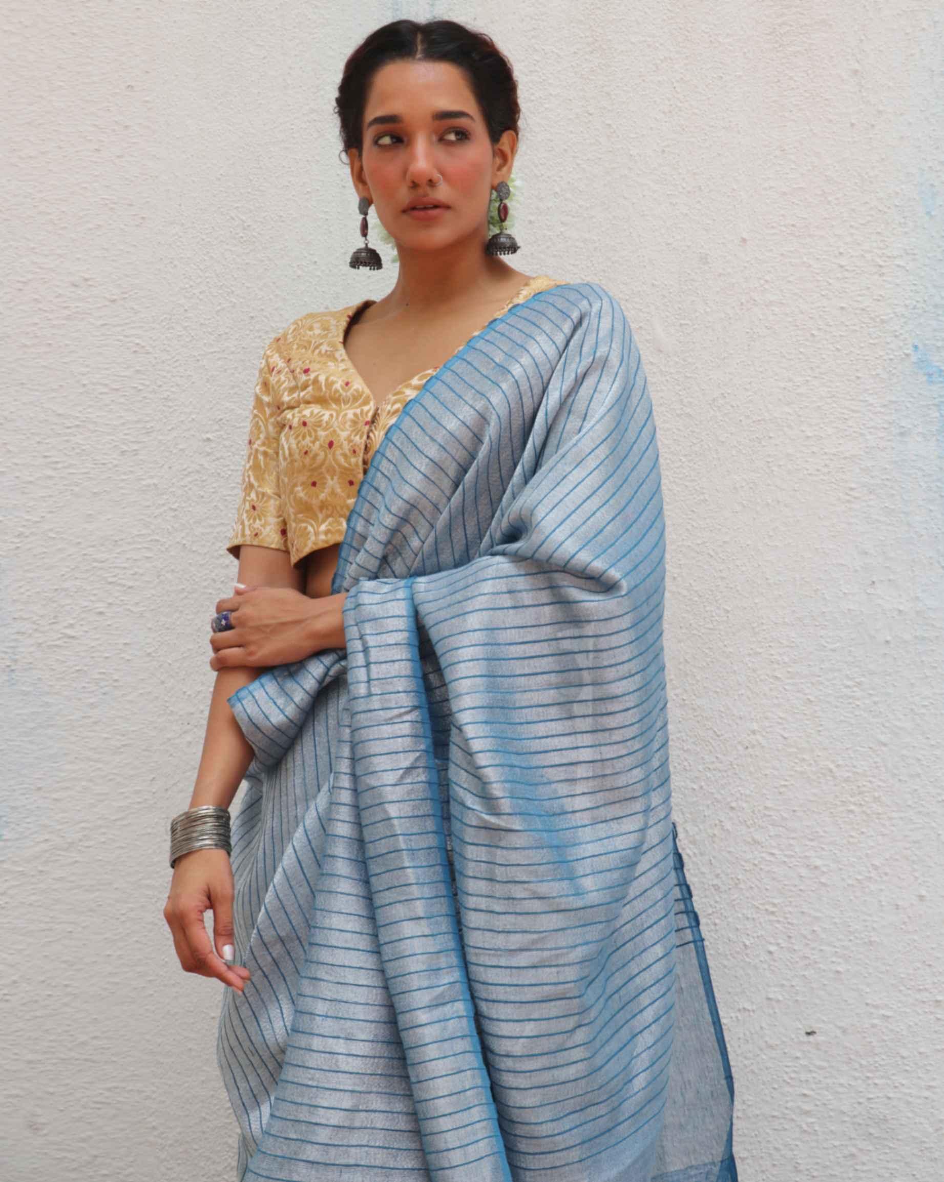 Anumeha Blue Handwoven Linen Zari Saree - Jheel - Image 4