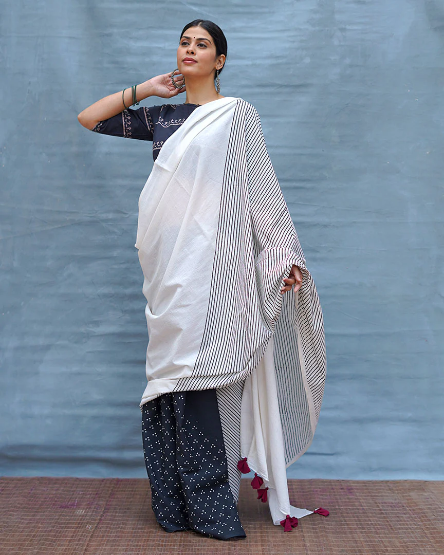 B&W Muse Black & White Handblock Print Cotton Saree - MIS - Image 11