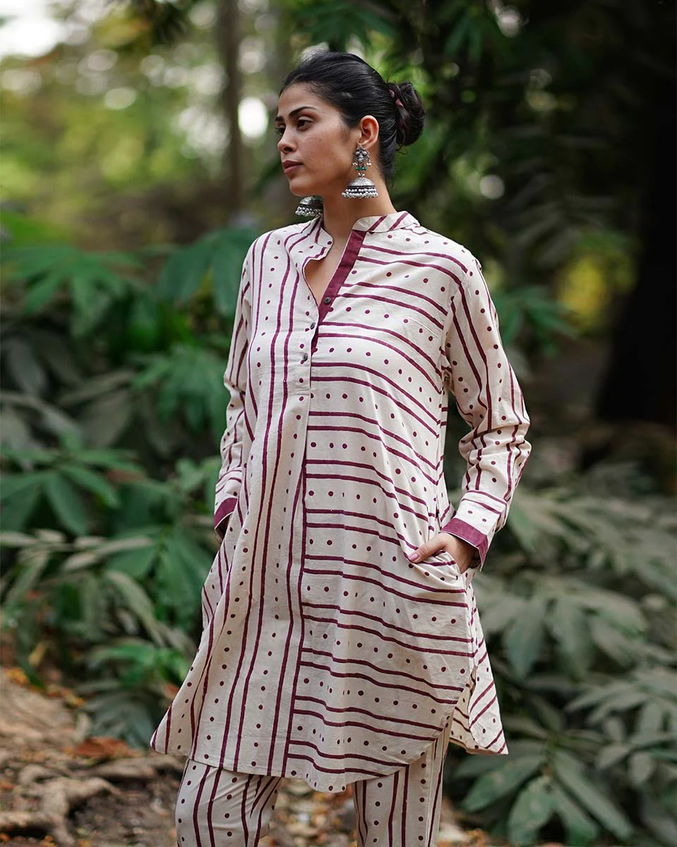 Bhanwar Si Tu Ivory Block Printed Cotton Kurta Set - WW - Image 4