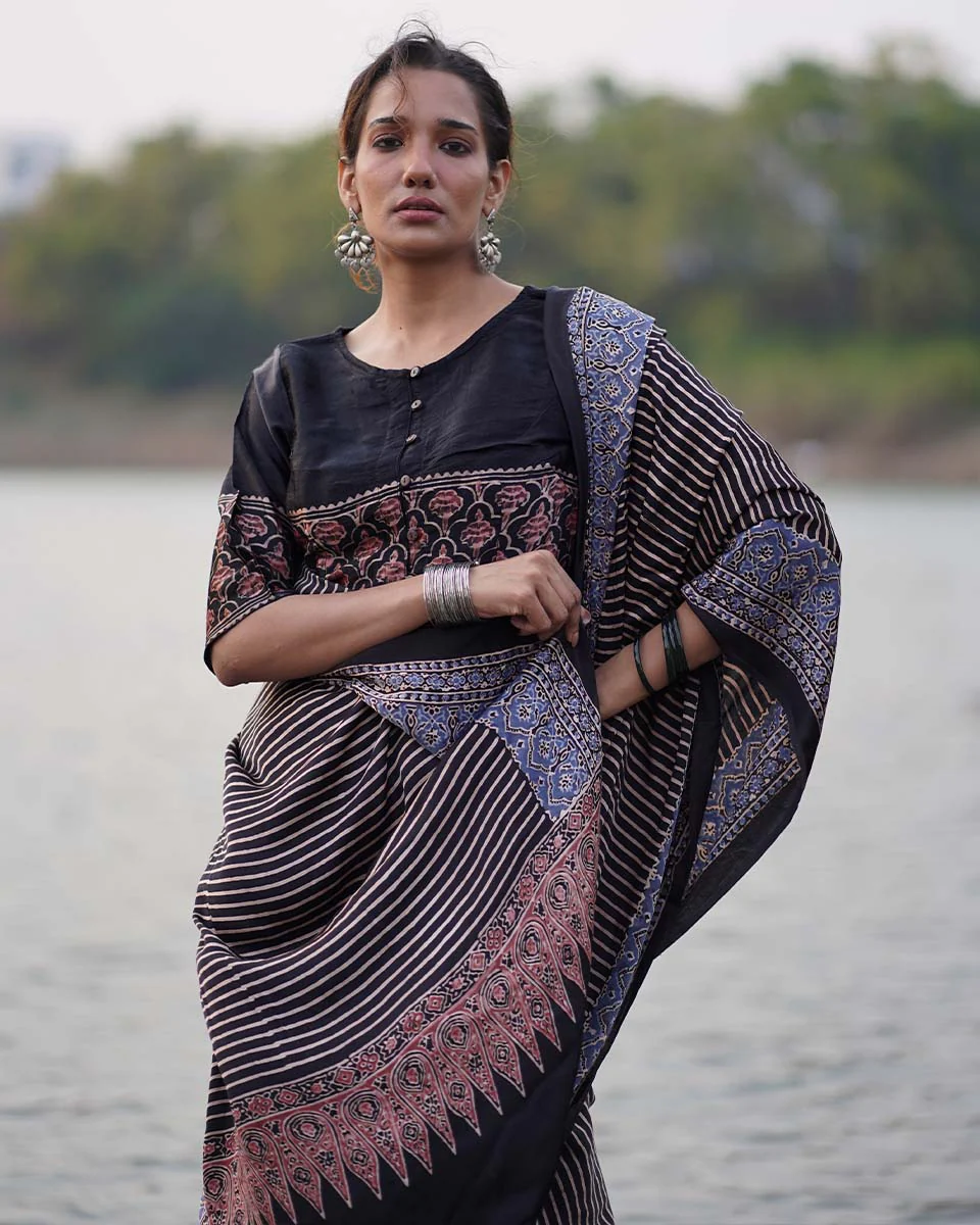 Bhumika Black Block printed Modal Silk Saree - Jaisal - Image 4