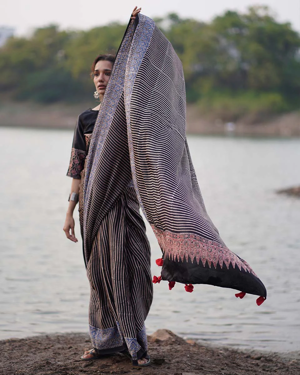 Bhumika Black Block printed Modal Silk Saree - Jaisal - Image 9