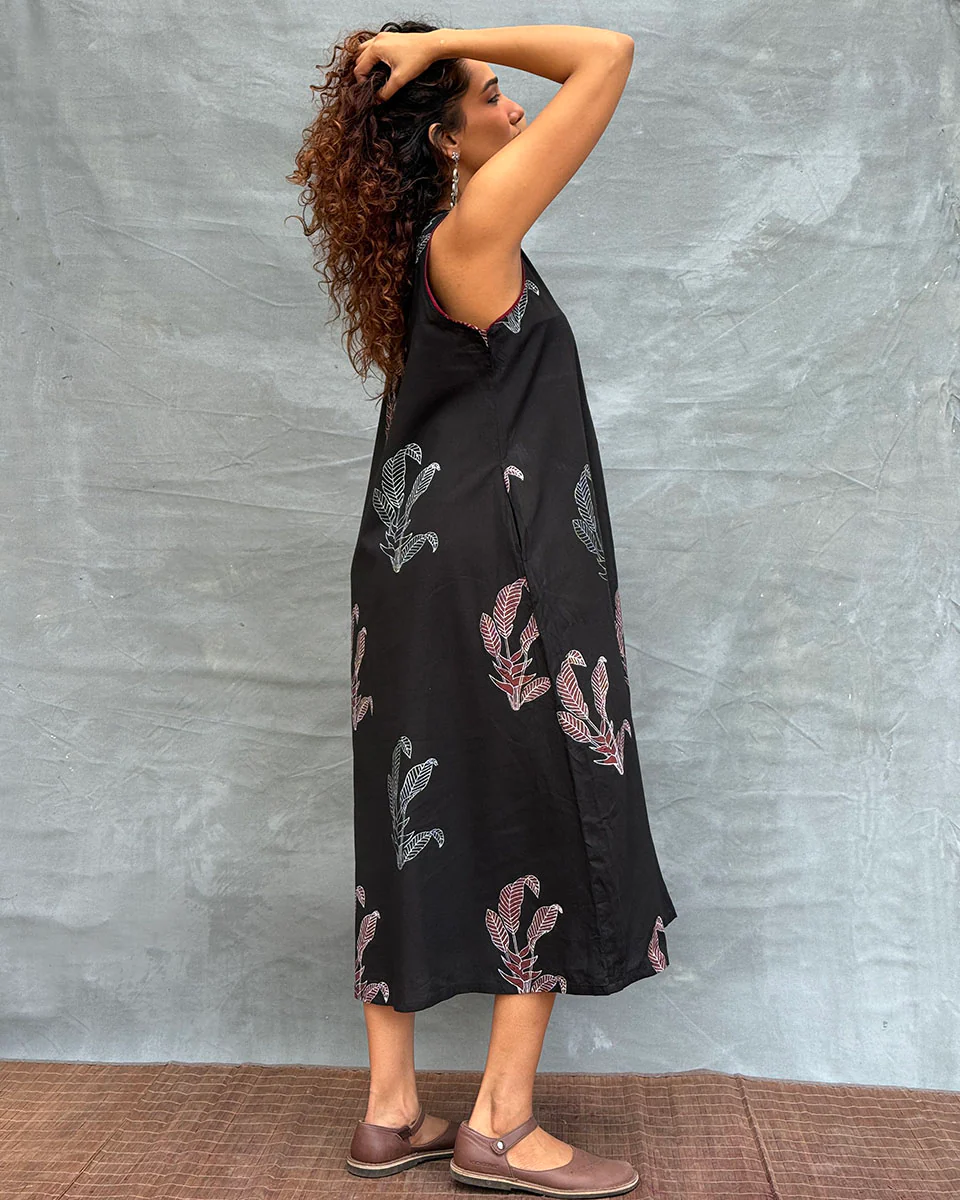 Birds and Bloom Blockprinted Cotton Dress - Image 9