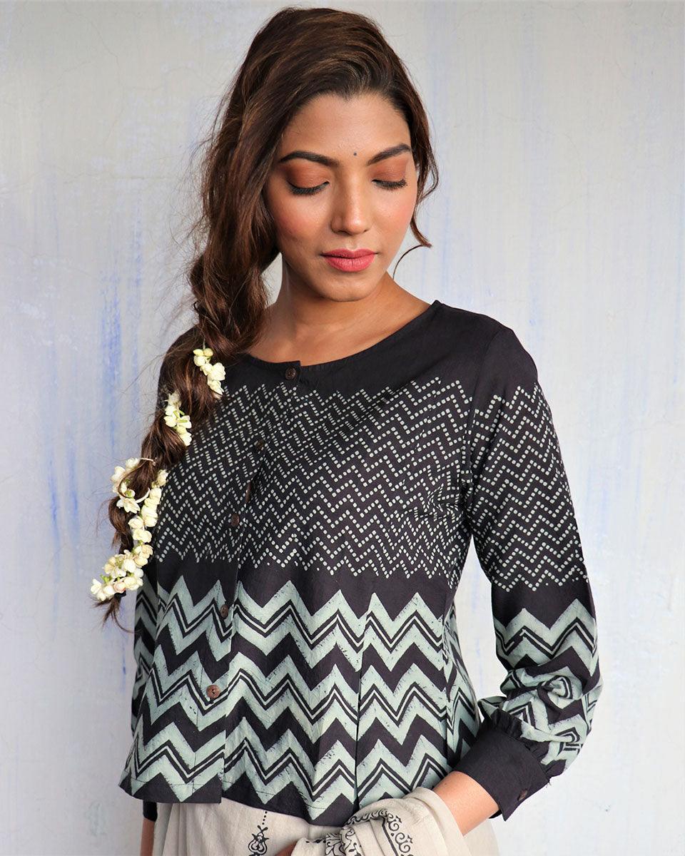 Black Block Printed Crop Top Blouse - Image 2