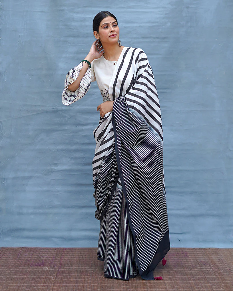 Black or White Handblock Print Cotton Saree - MIS - Image 9