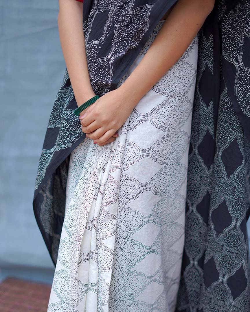 Black & White Tale Handblock Print Cotton Saree - MIS - Image 3