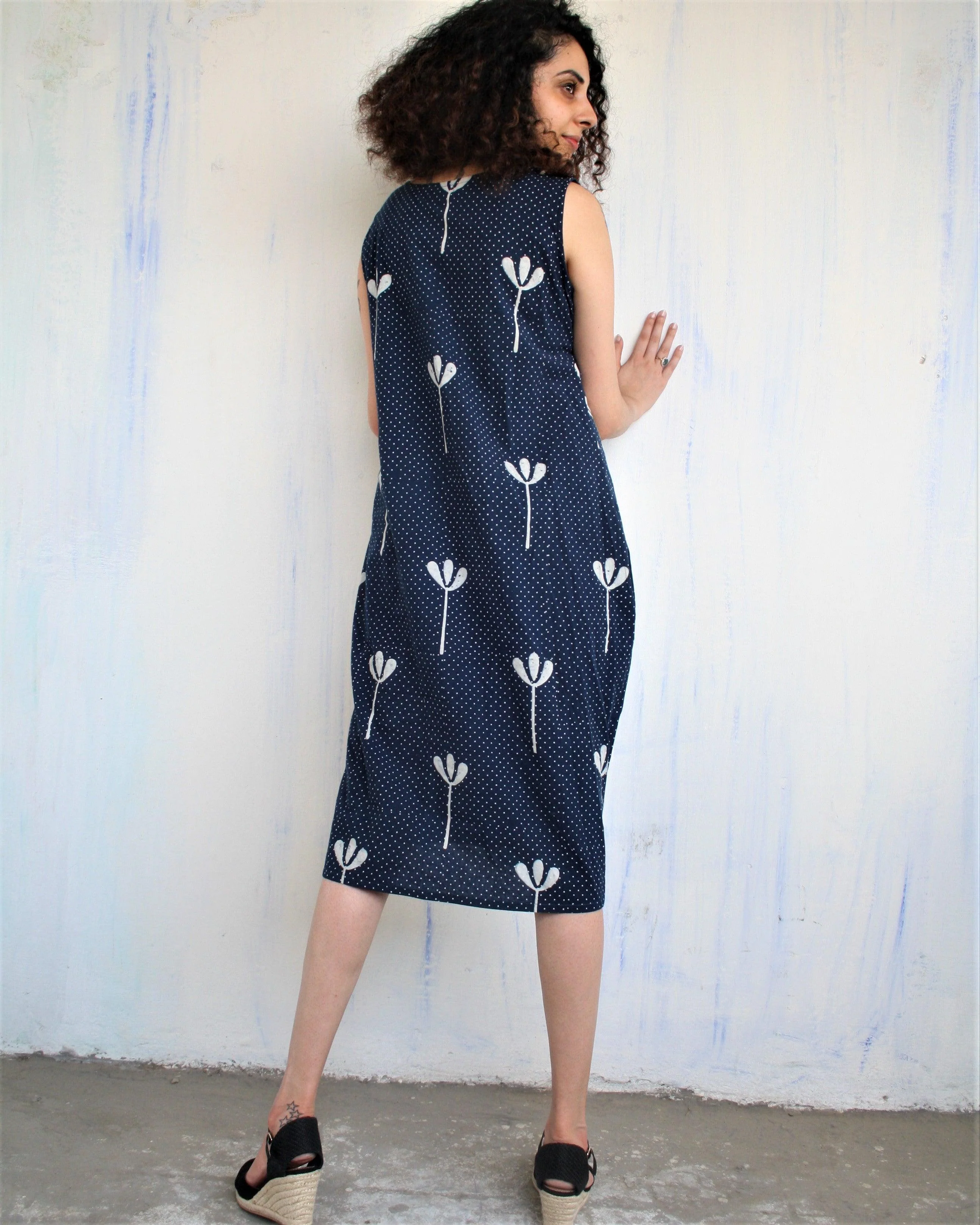 Blue Floral Blockprited Cotton Sleeveless Dress - Image 5