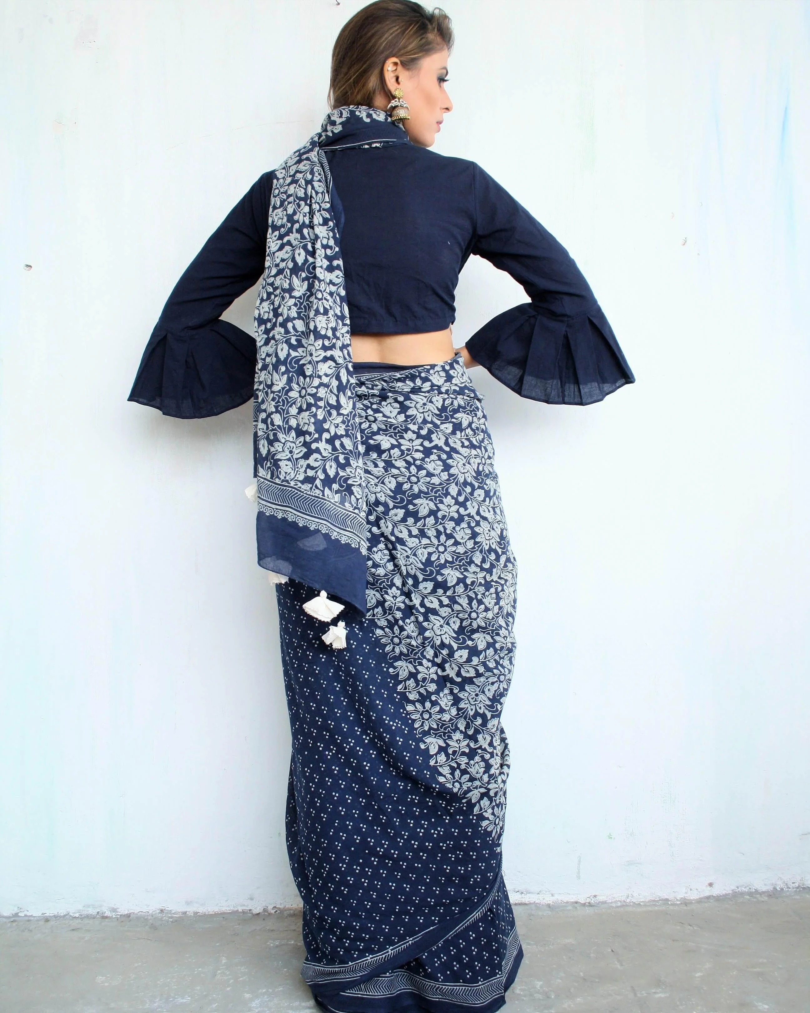 Indigo Garden Hand Blockprinted Cotton Saree - Image 4