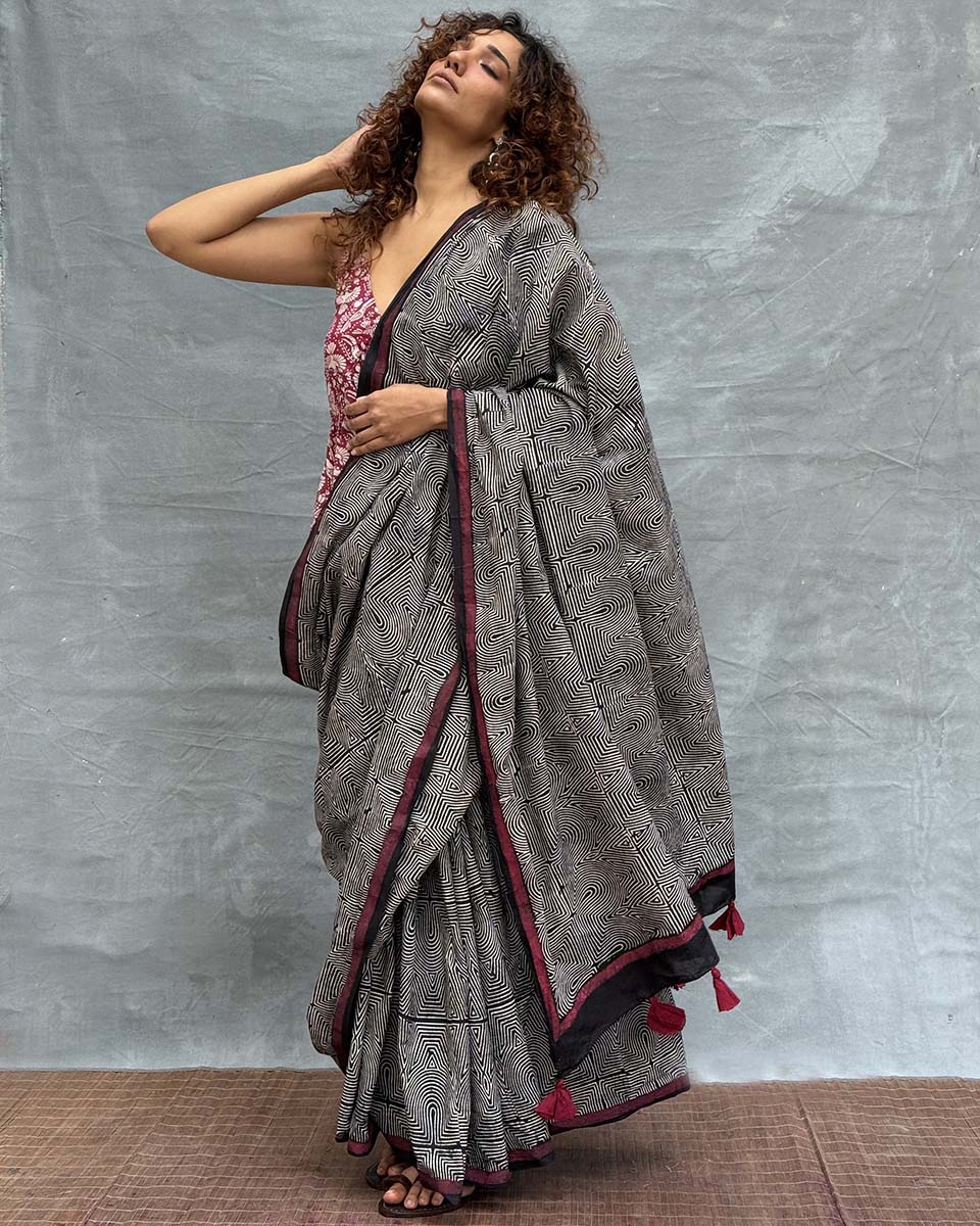 Blush of Dusk Black Block printed Cotton Saree - Image 2