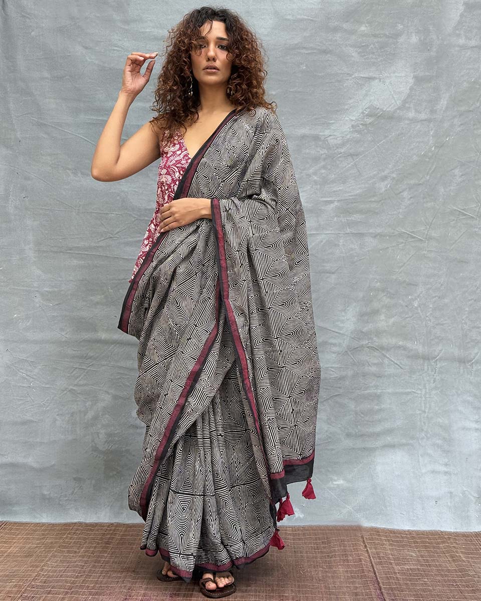 Blush of Dusk Black Block printed Cotton Saree - Image 7
