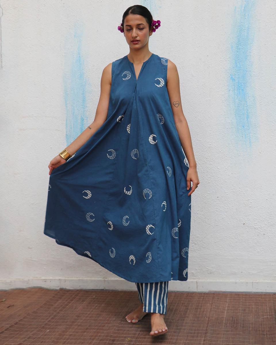 Chandramallika Block printed Cotton Kurta Set - Flower Girl - Image 4