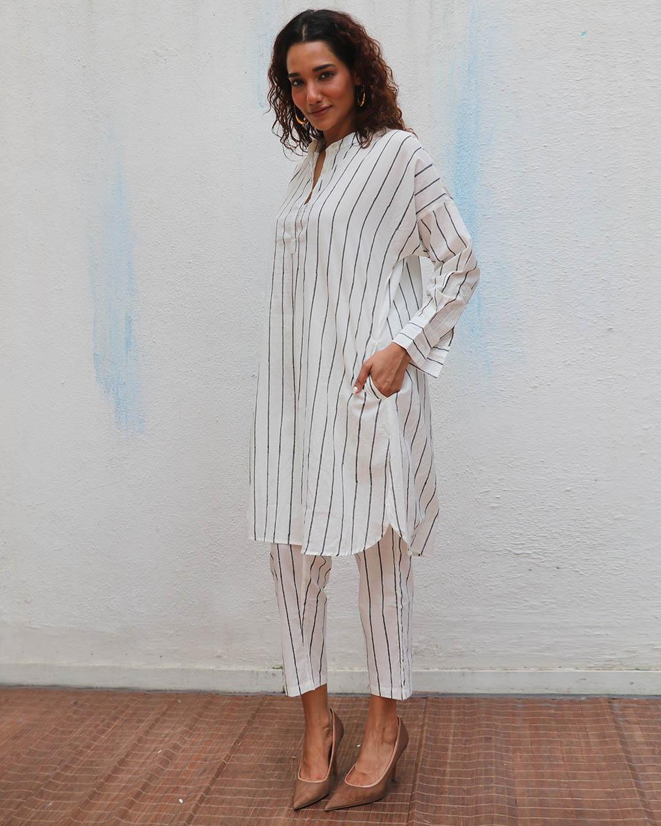 Coconut FrosÃ© Handblock Printed Cotton Kurta Set - Mono - Image 6