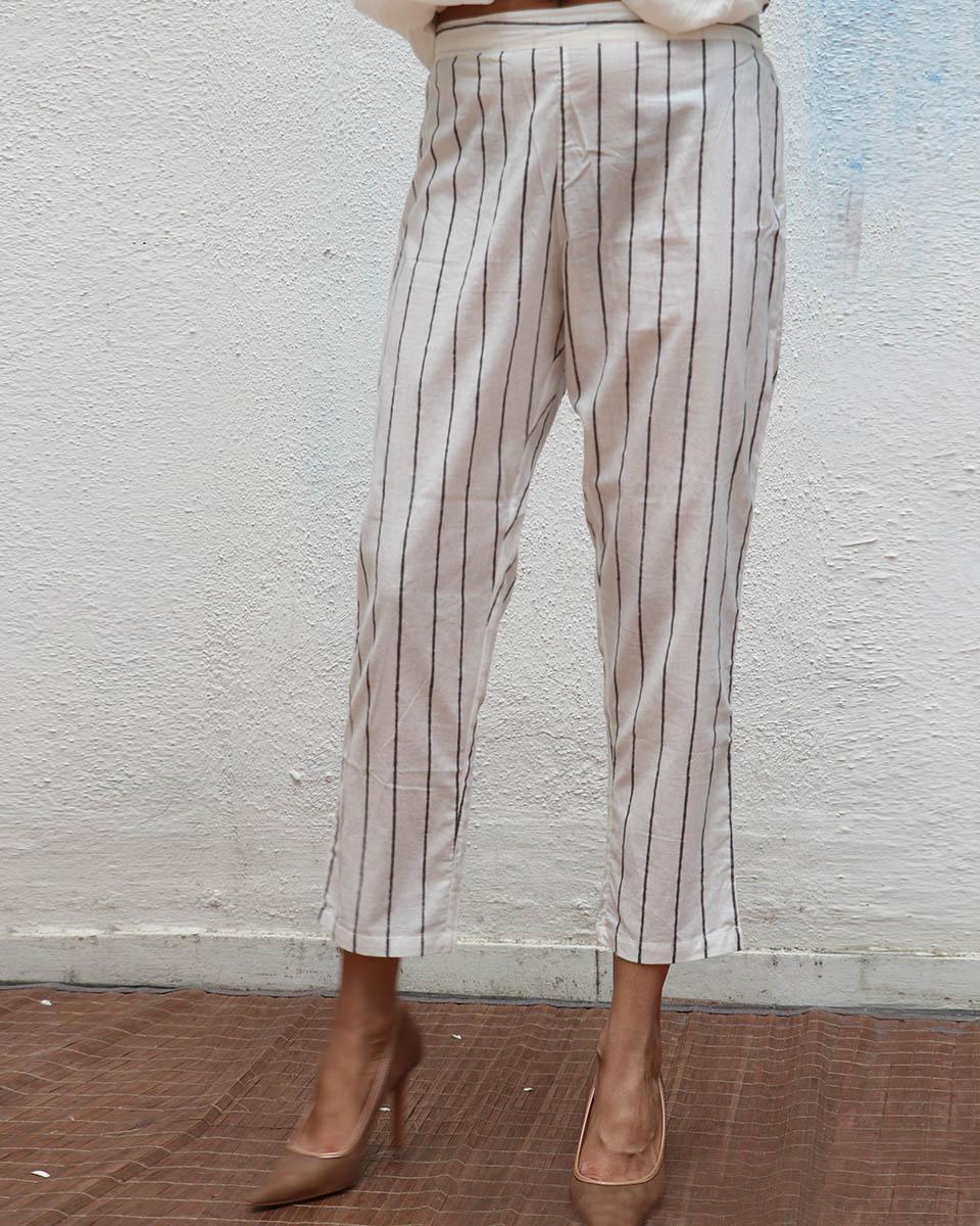 Coconut FrosÃ© Handblock Printed Cotton Kurta Set - Mono - Image 9