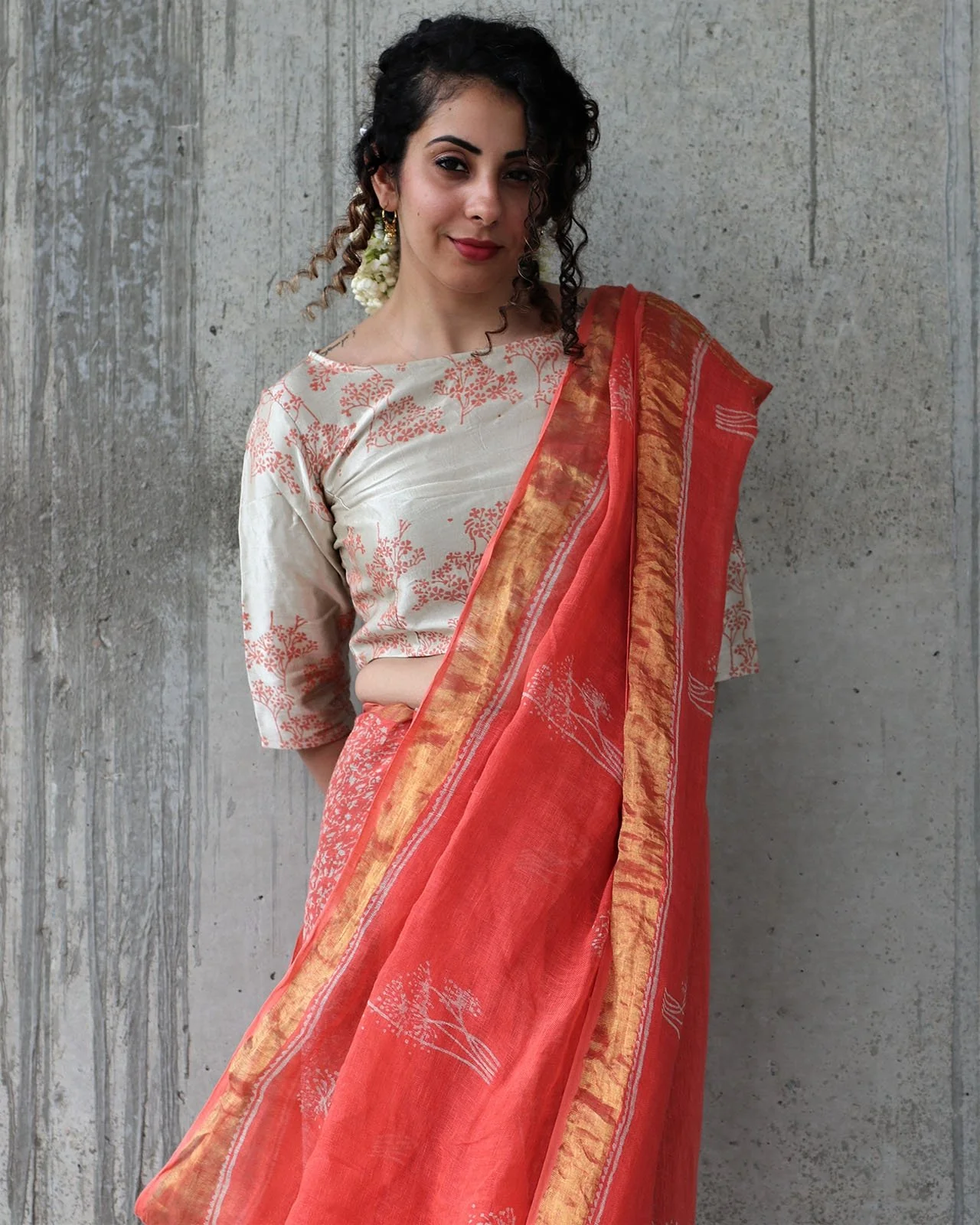 Coral Ivory Back Button Crop Top Blouse In Mushru Silk - Image 3