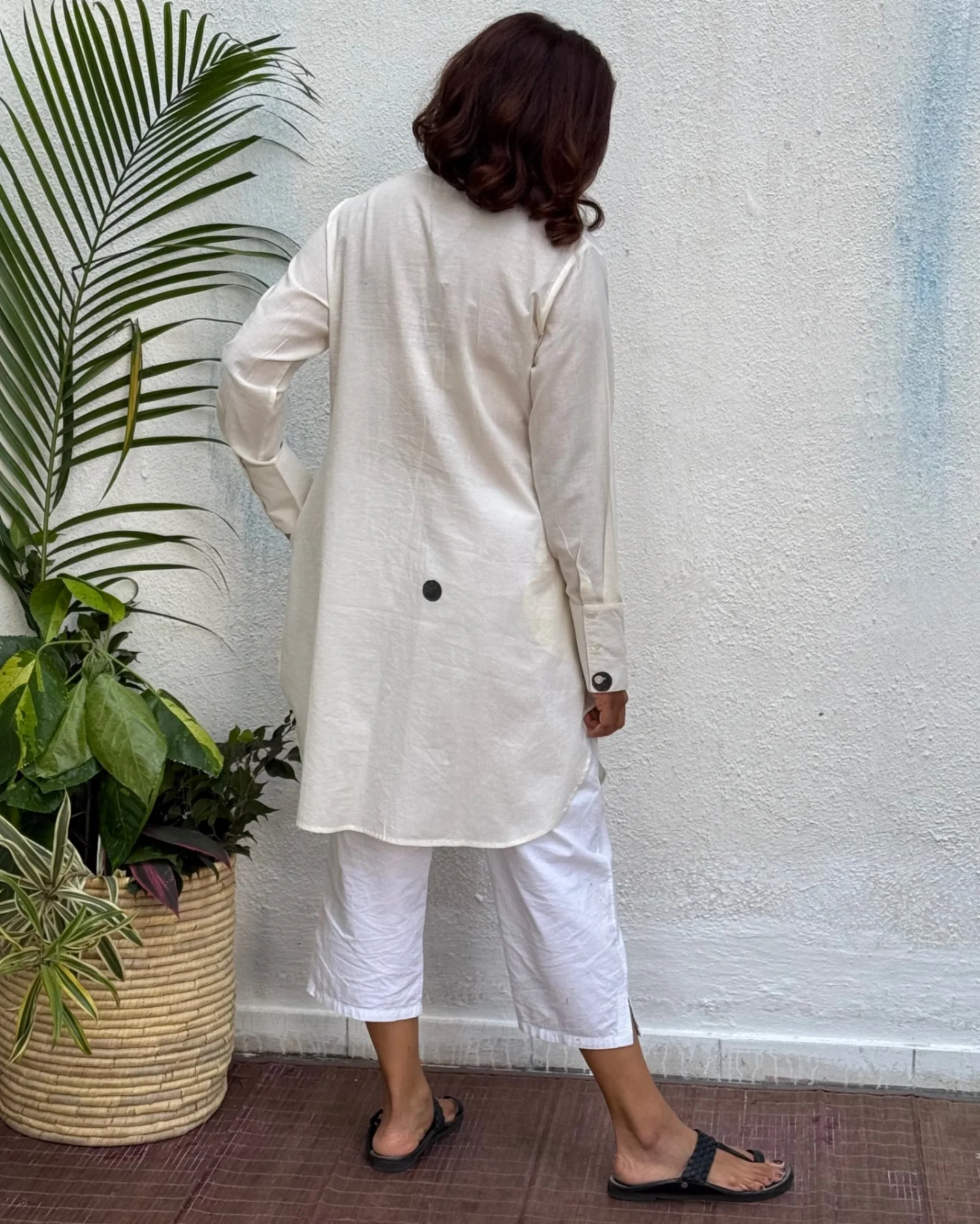 Dilafza Block Printed Cotton Kurti - Image 9