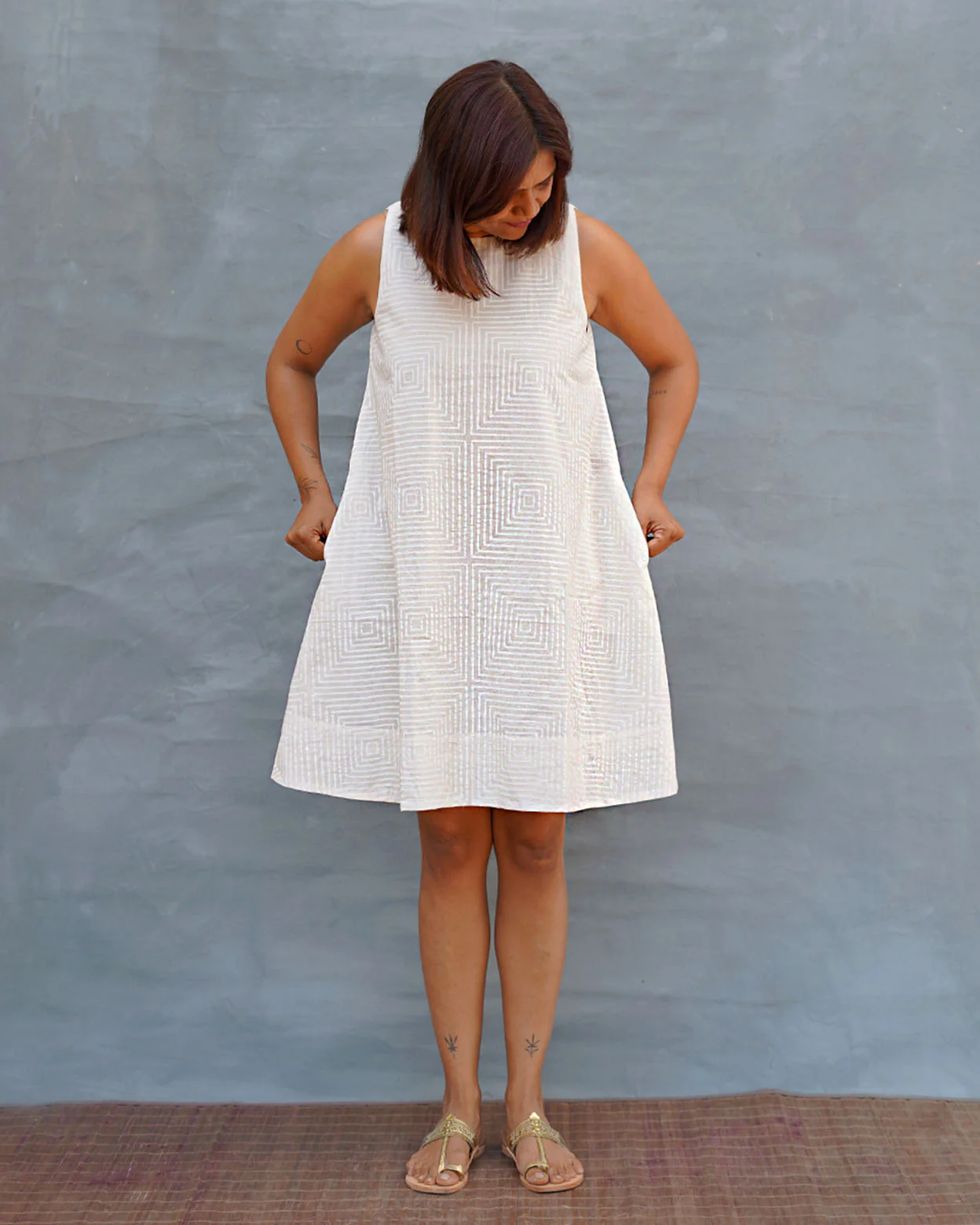 Drifting Away White Handblock Print Cotton Dress - Safed - Image 5