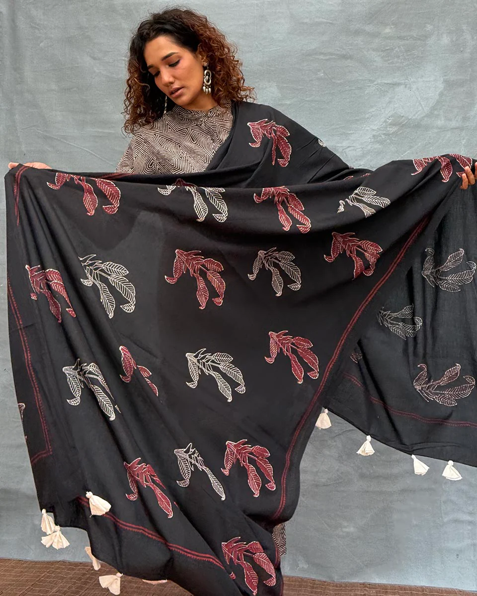 Drifting Through Dawn Blockprinted Cotton Dupatta - Image 11