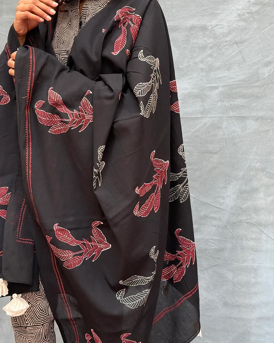 Drifting Through Dawn Blockprinted Cotton Dupatta - Image 13