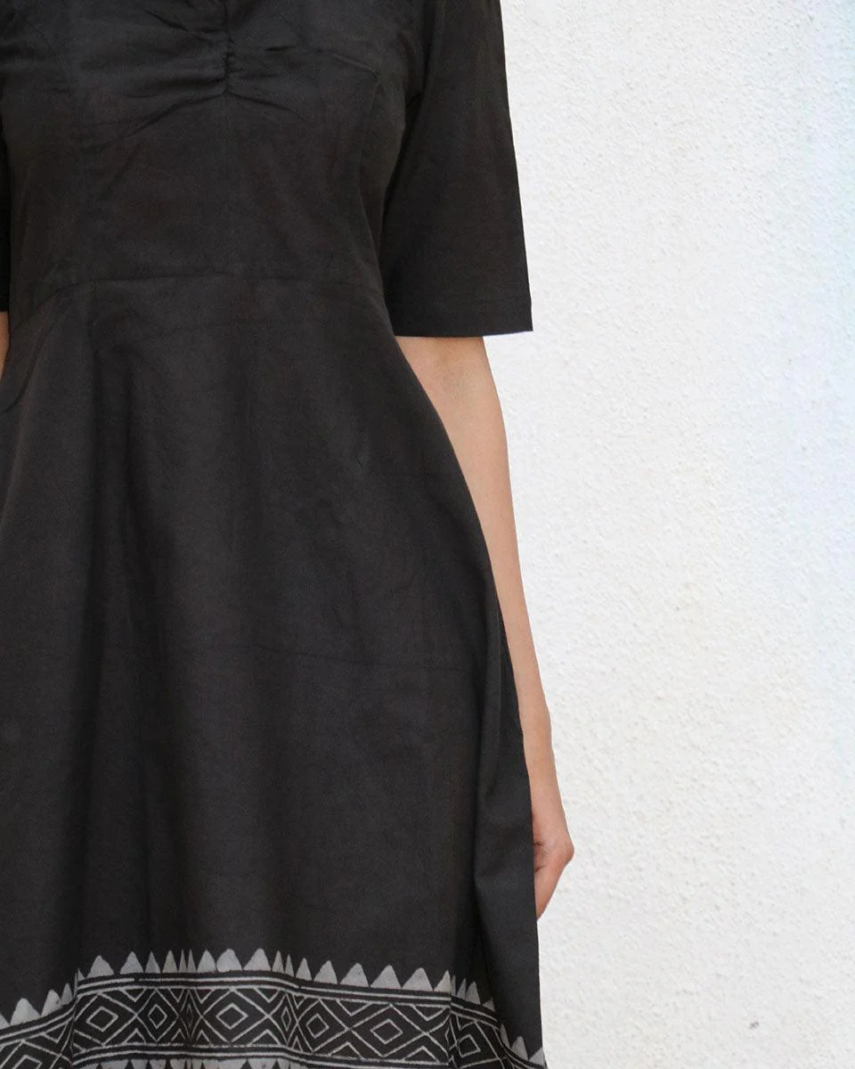 Farrah Blockprinted Cotton Dress - NOMAD - Image 6