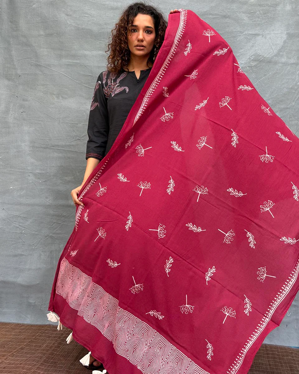 Flicker of Fireflies Blockprinted Cotton Dupatta - Image 7
