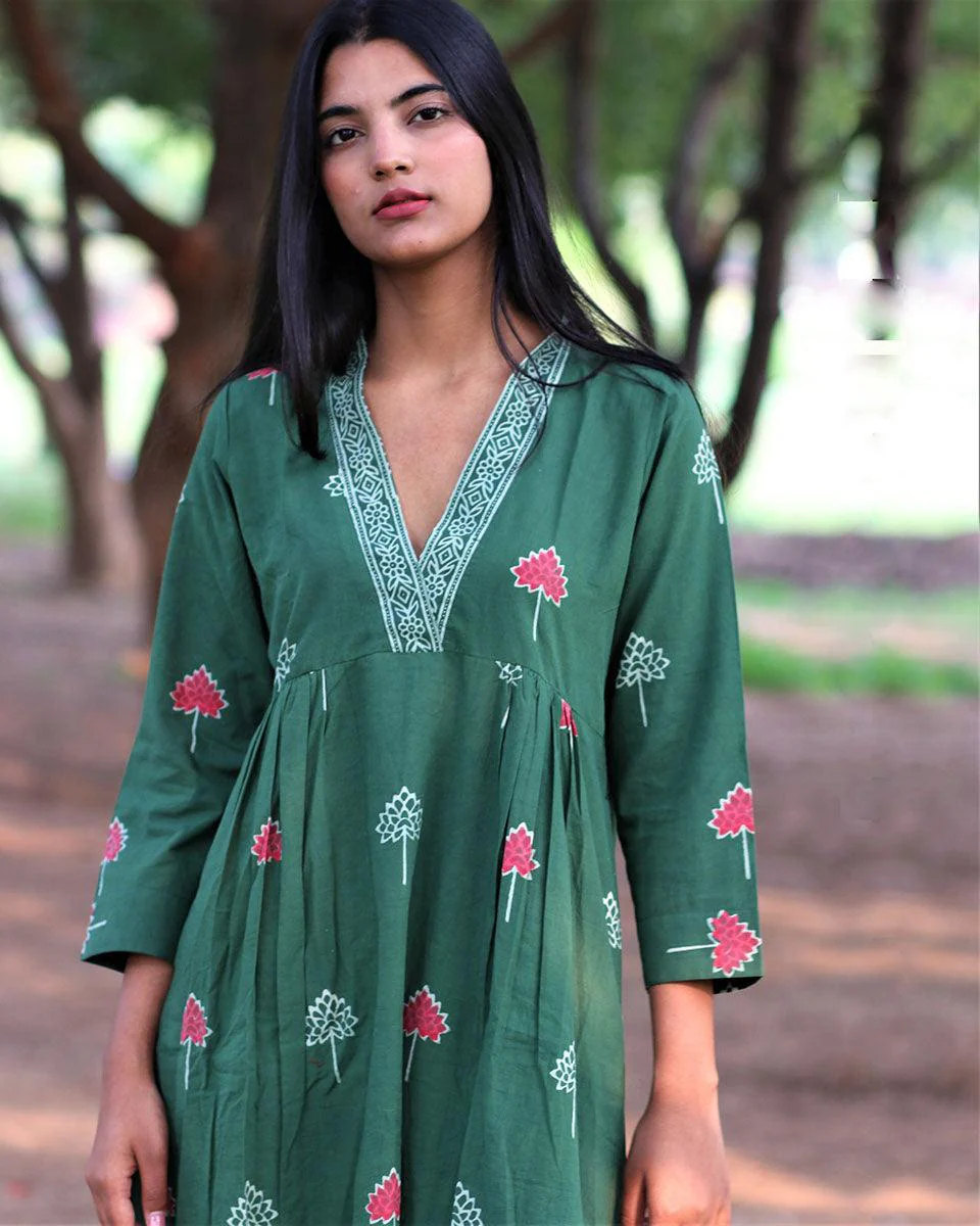 Green Handprinted Pure Cotton Kurti Set Of 2-Slow - Image 5