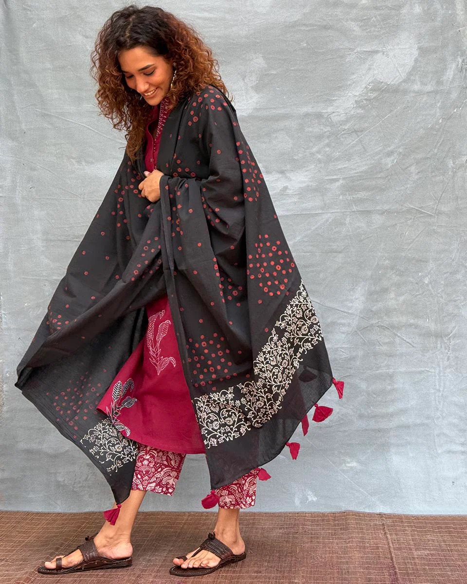 Hymn of Hills Blockprinted Cotton Dupatta - Image 9