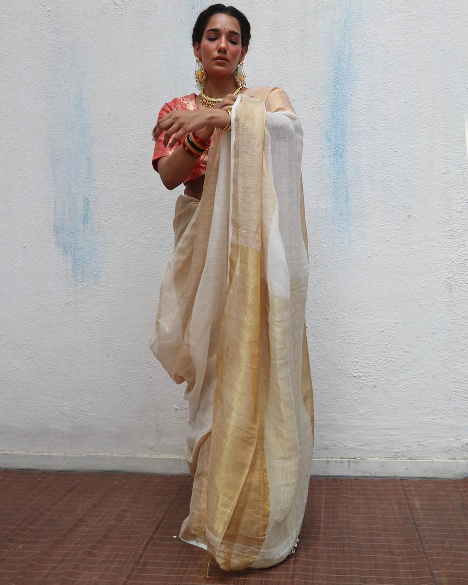 Indumukhi Golden Handwoven Linen Zari Saree - Onam - Image 11