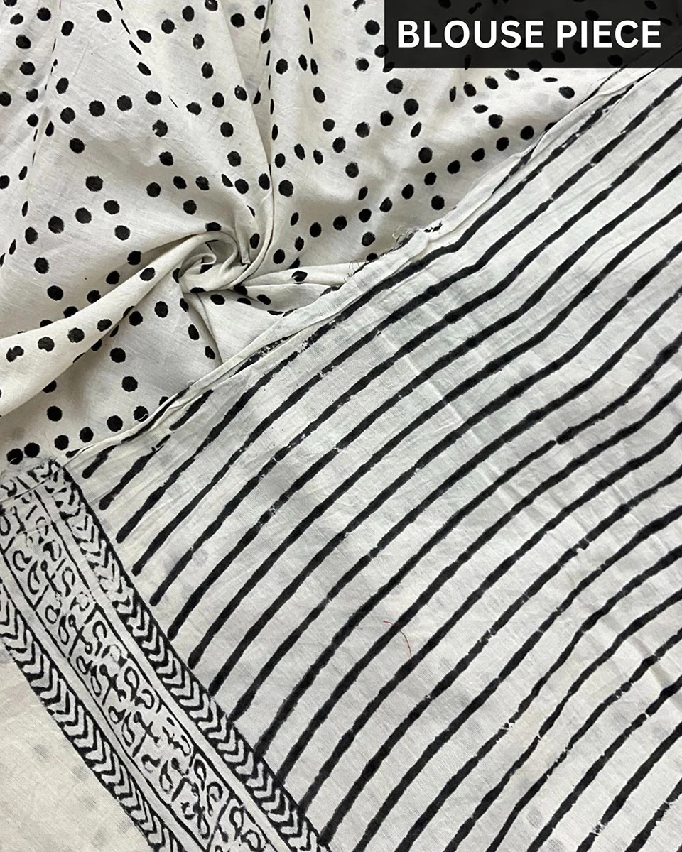 Ivory Black Block Printed Cotton Mul Saree - Image 4