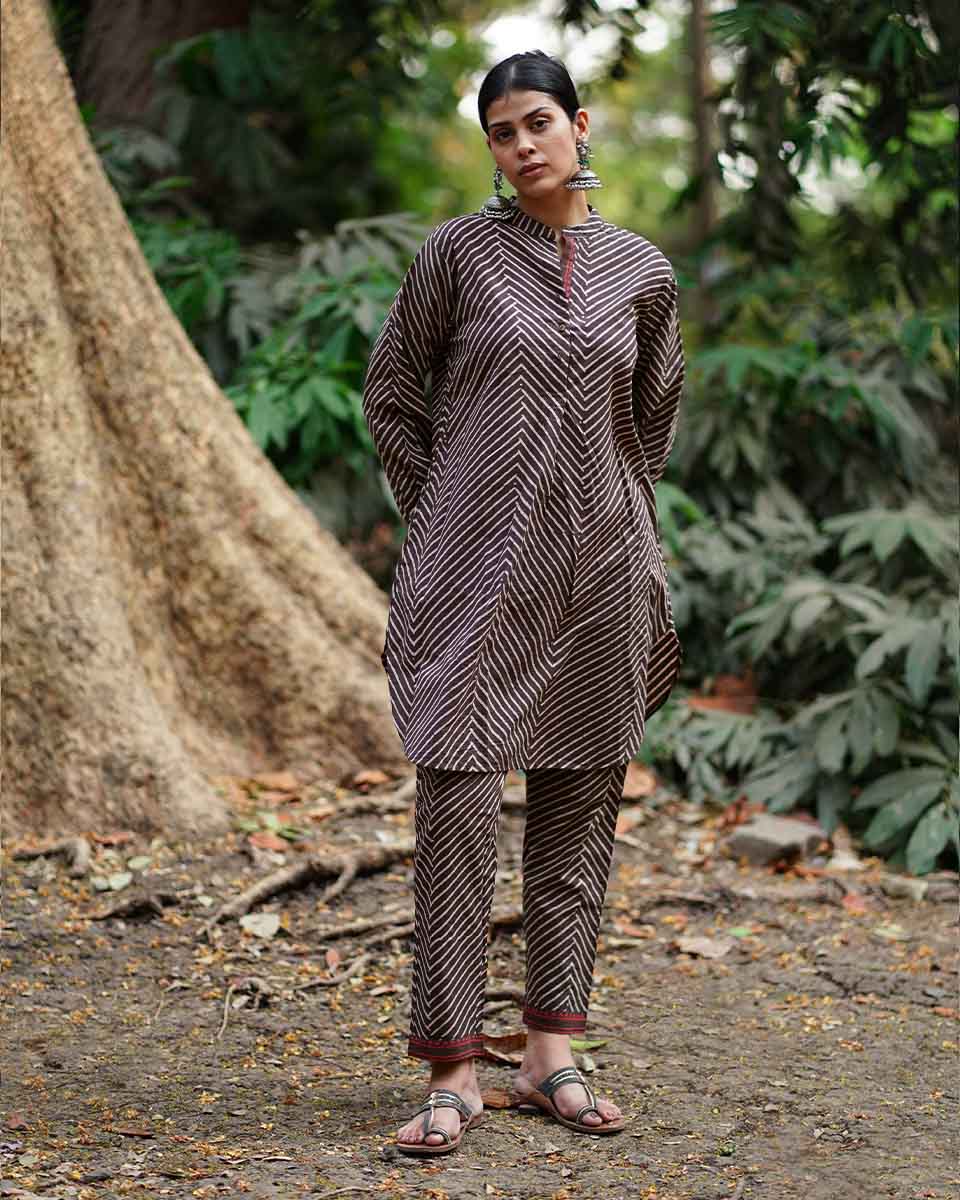 Jharna Si Tu Brown Block Printed Cotton Kurta Set - WW - Image 6