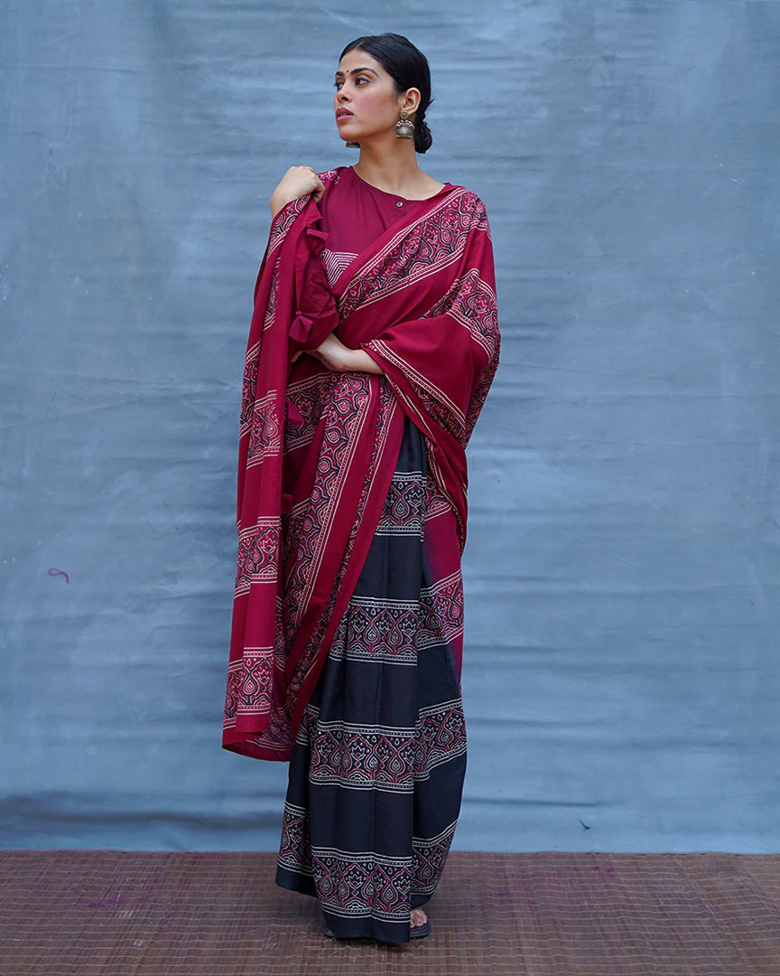 Labanya Maroon Handblock Printed Cotton Saree - Soil - Image 13