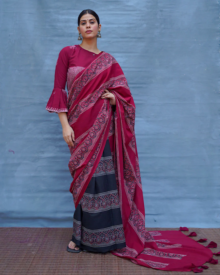 Labanya Maroon Handblock Printed Cotton Saree - Soil - Image 7