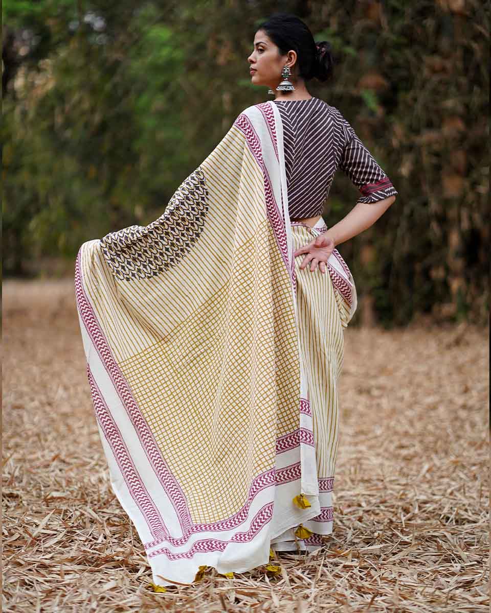 Lehraata Sa Ivory Hand Block Printed Cotton Saree - WW - Image 5