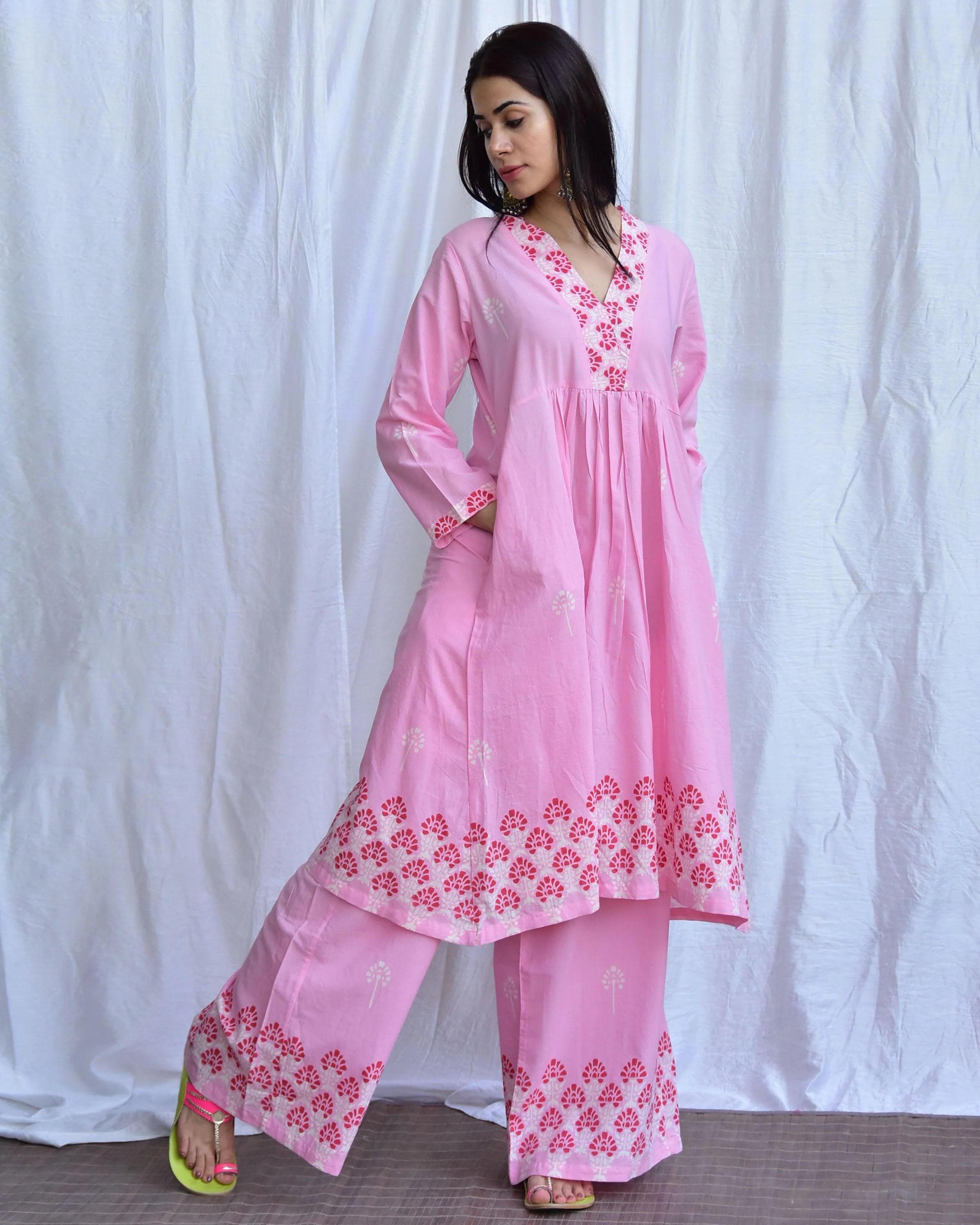 Mausam- E - Bahar Handblockprinted Cotton Kurta Set Of 2-Sor - Image 4