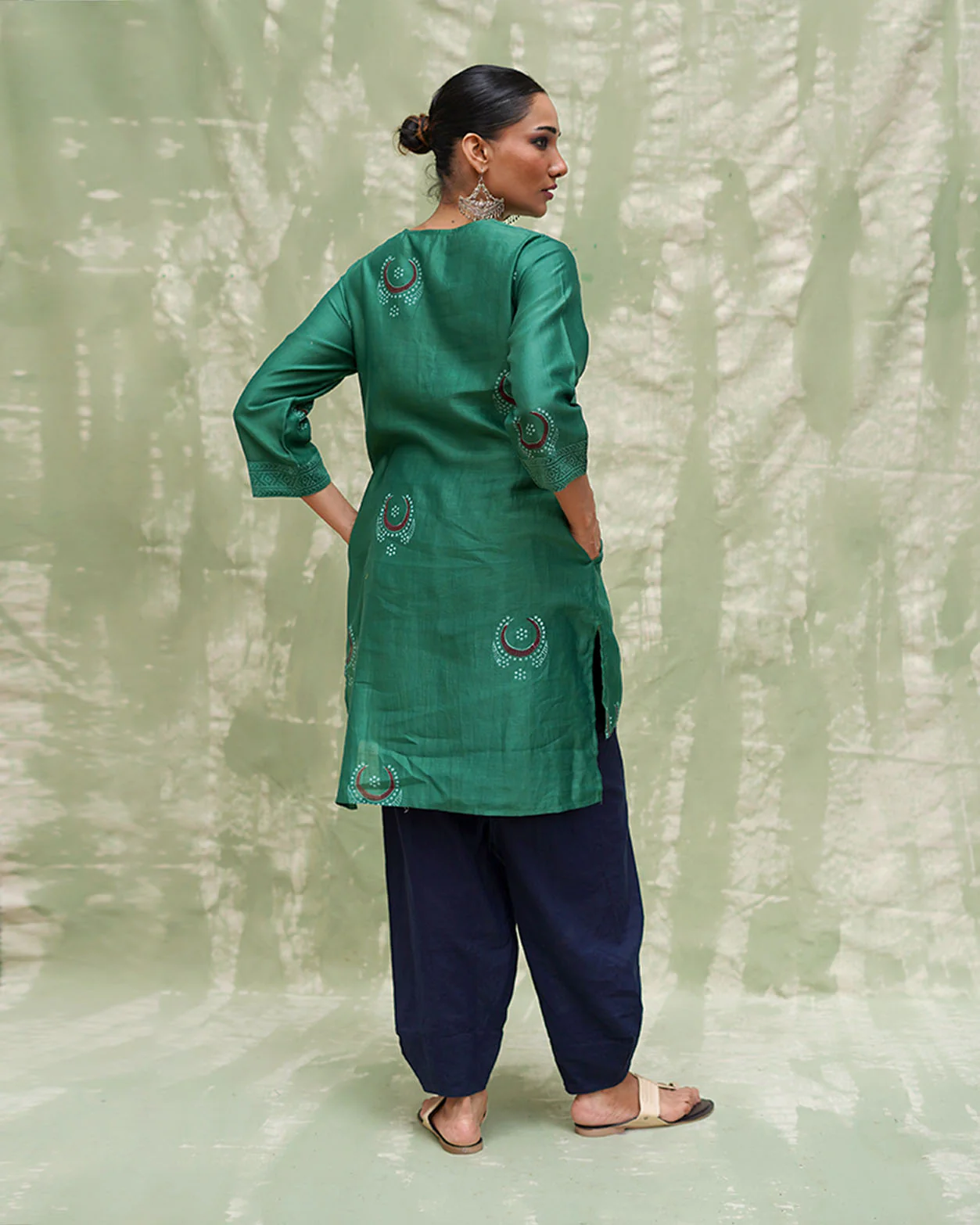 Mere Aangan Mein Green Handblock Printed Chanderi Silk Kurti - CHD - Image 10