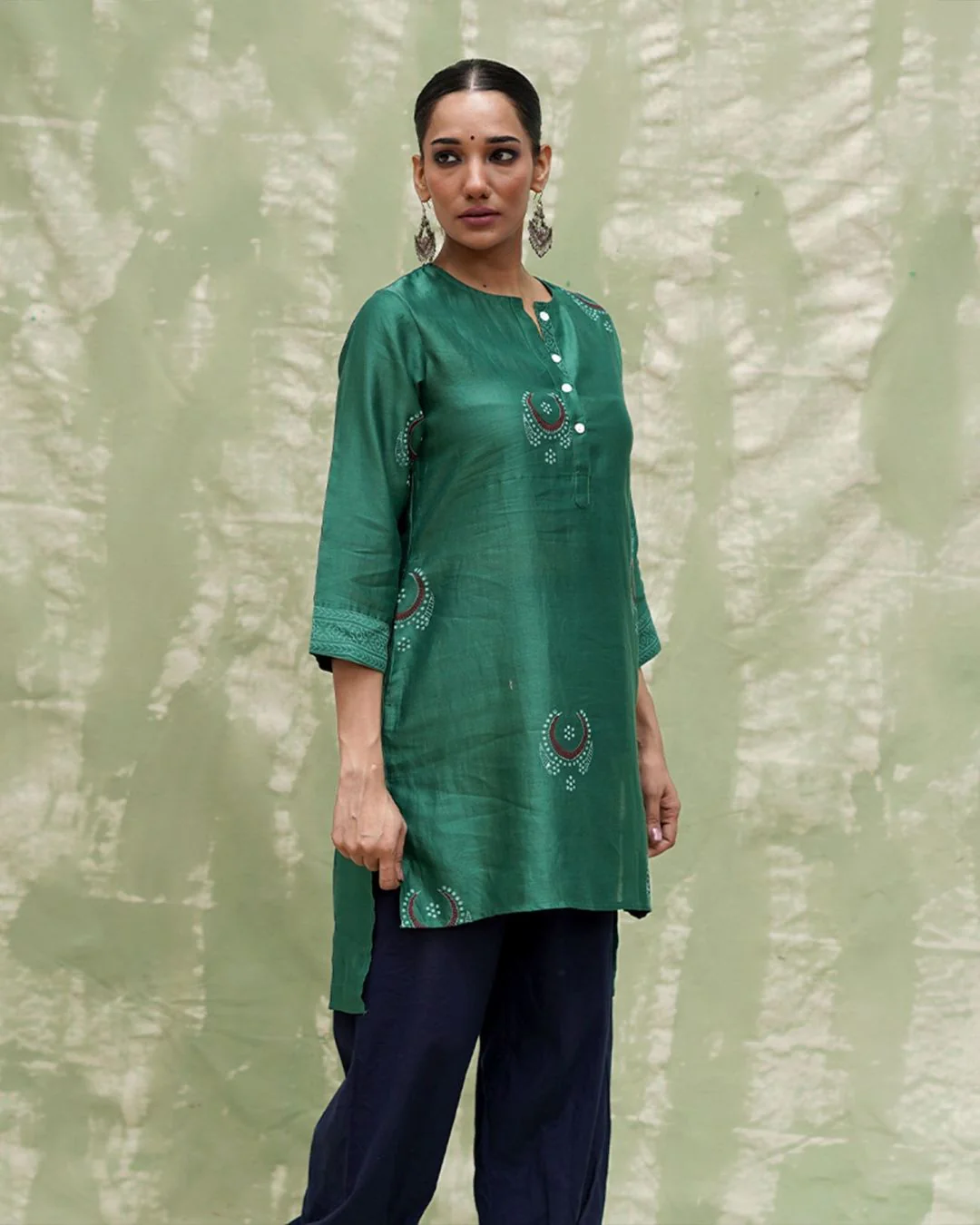 Mere Aangan Mein Green Handblock Printed Chanderi Silk Kurti - CHD - Image 8
