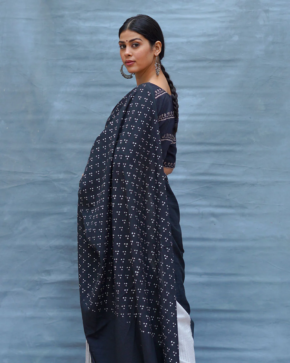 Monochrome Magic Black & White Handblock Print Cotton Saree - MIS - Image 5