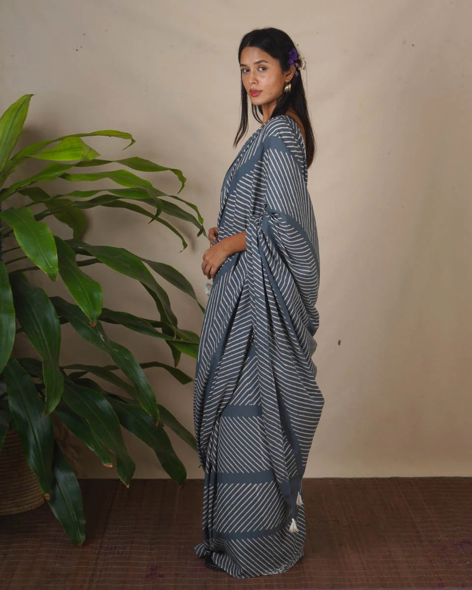 Moon Smoke Grey Block Printed Saree - BMS - Image 4