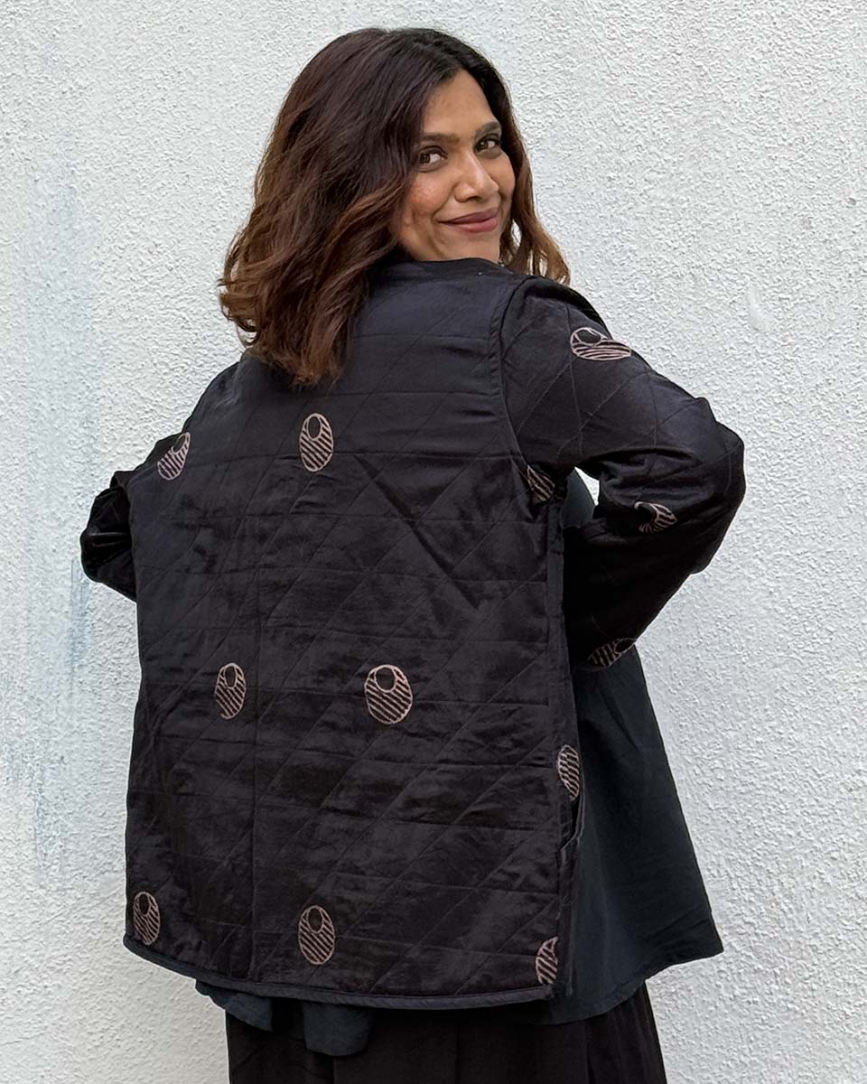 Moonchild Mashru Silk Reversible Quilted Jacket - Image 4