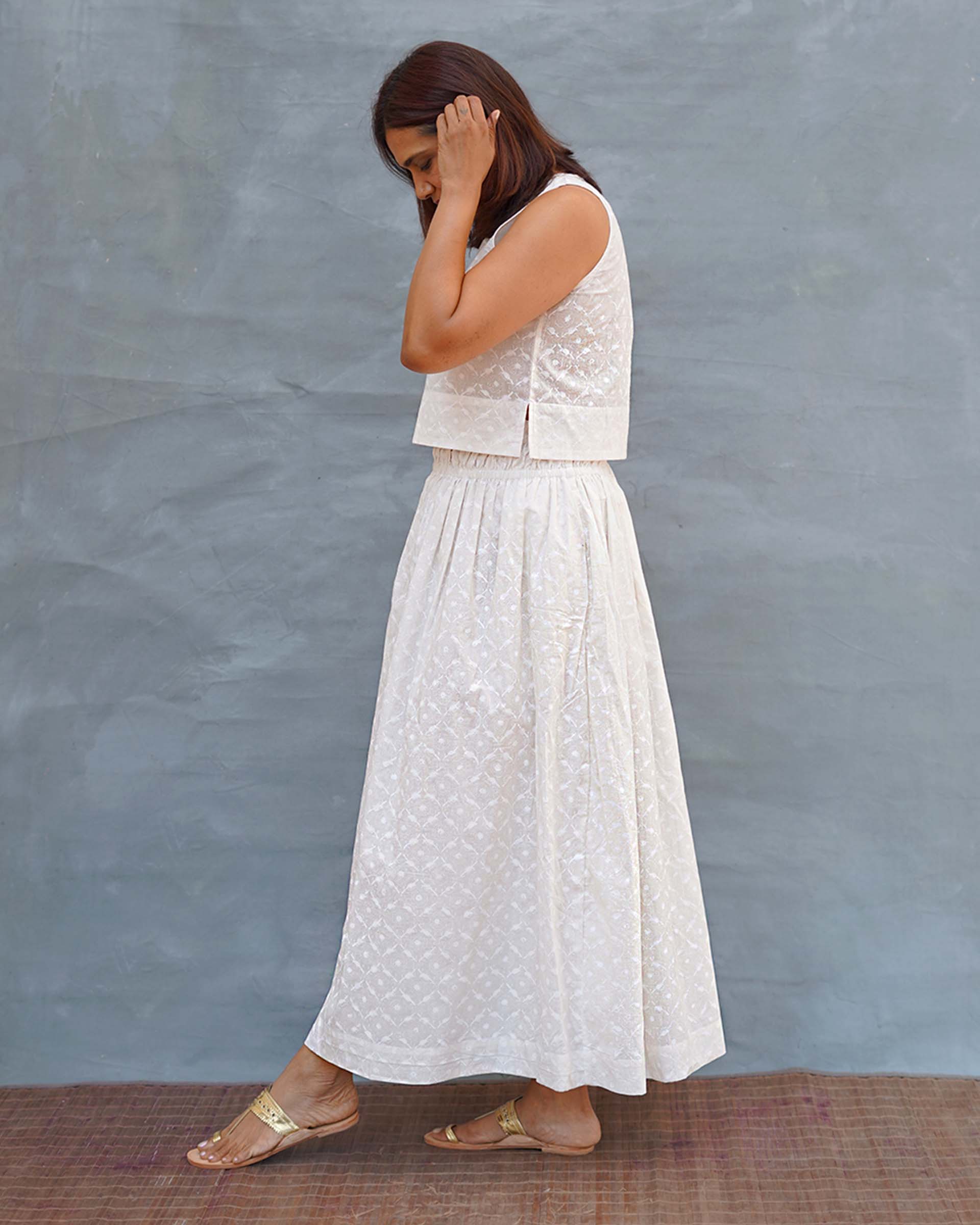 Moonflower White Handblock Print Cotton Top - Safed - Image 11