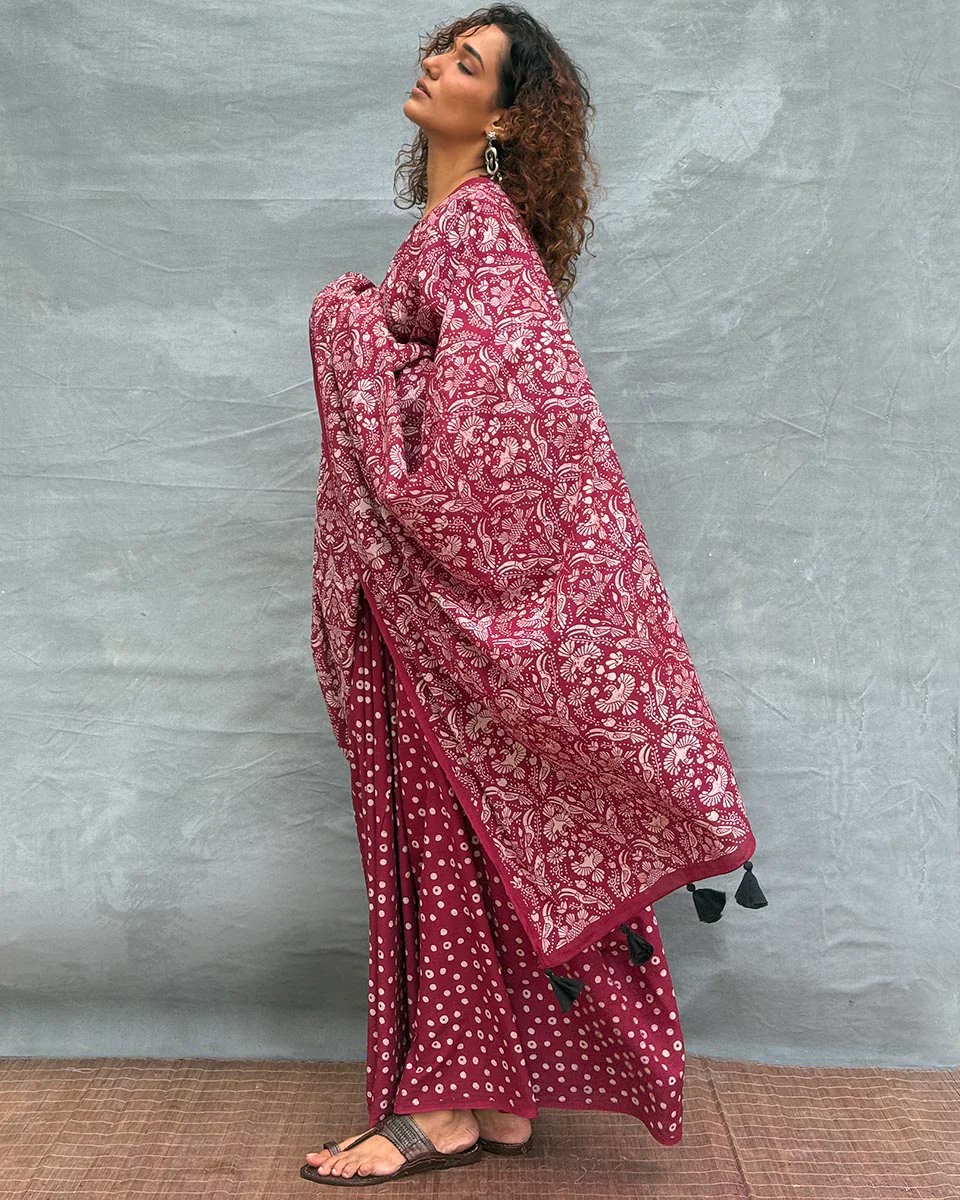 Moonlight Maroon Block printed Cotton Saree - Soil - Image 9