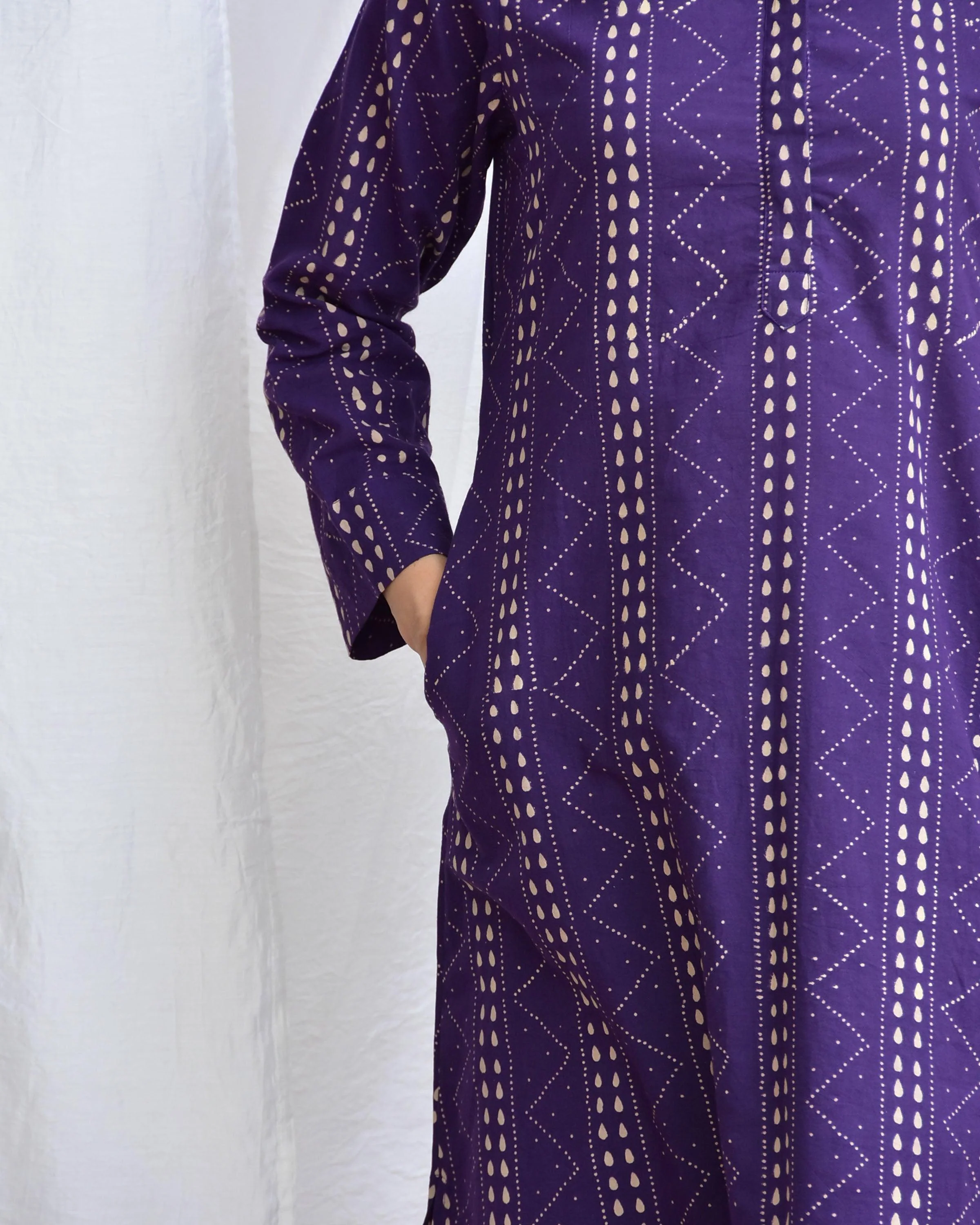 Moray Eel Handblockprinted Cotton Kurta Set Of 2-Sor - Image 7