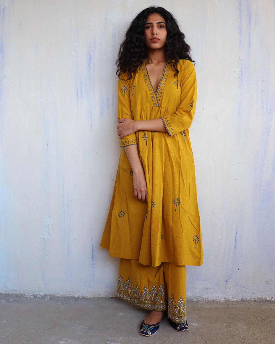 Mustard Block Printed Cotton Kurta Set Of 2 -Easy - Image 5