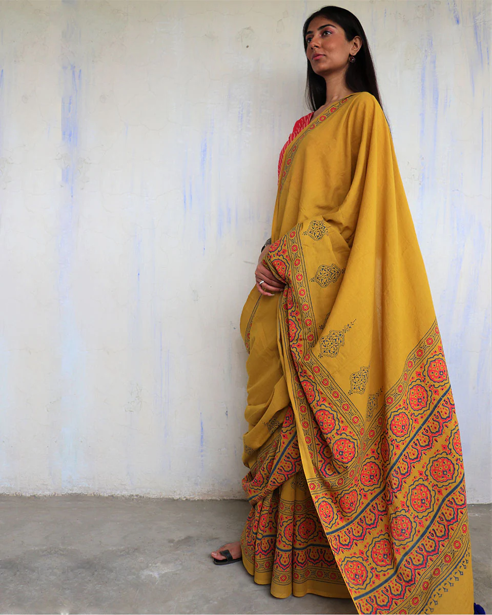 Ahana Handprinted Cotton Saree - Ajooni - Image 6