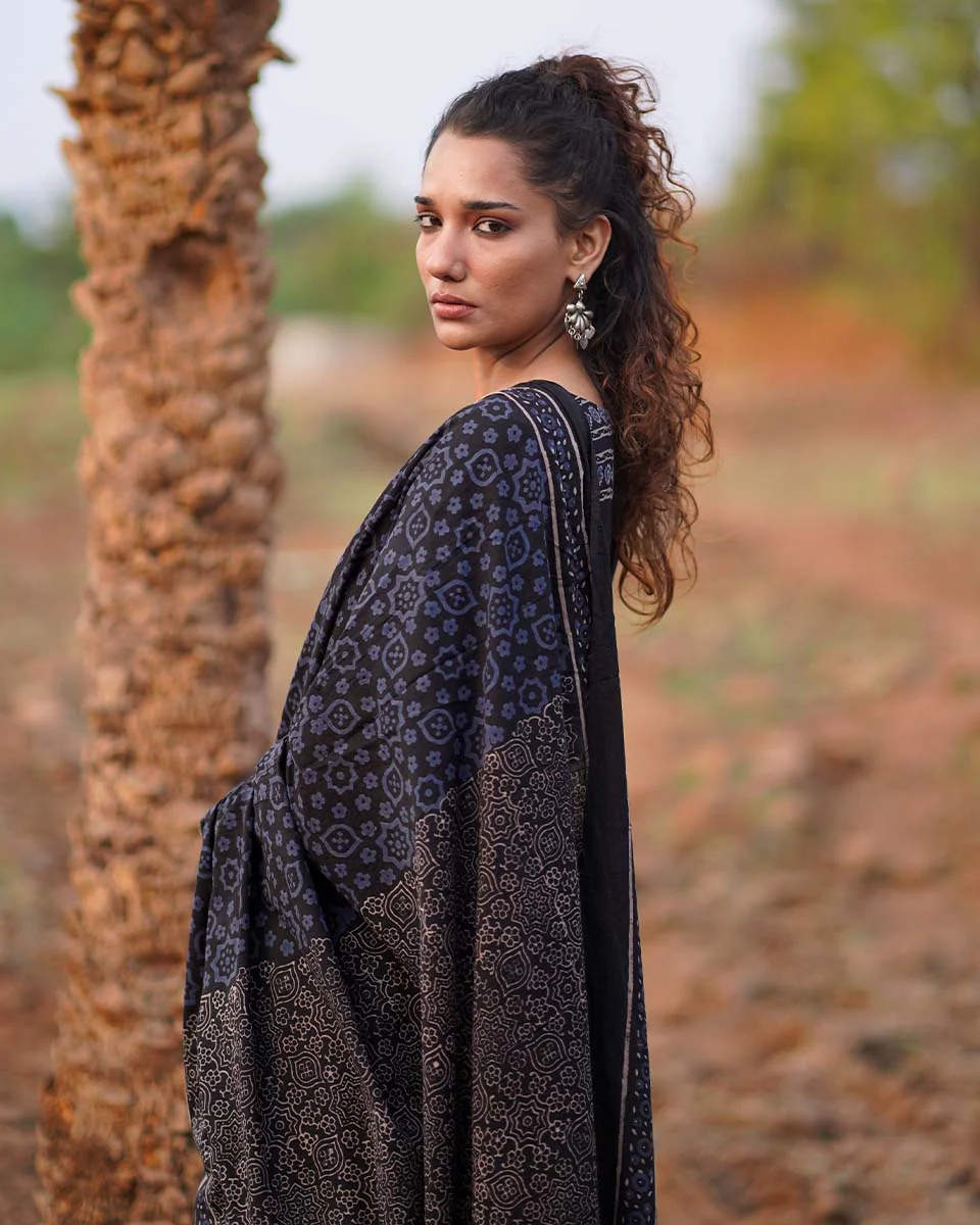Nightscented Orchids Blockprinted Cotton Saree-WWB - Image 11