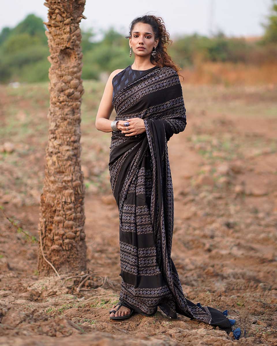 Open Field Blockprinted Cotton Saree-WWB - Image 7