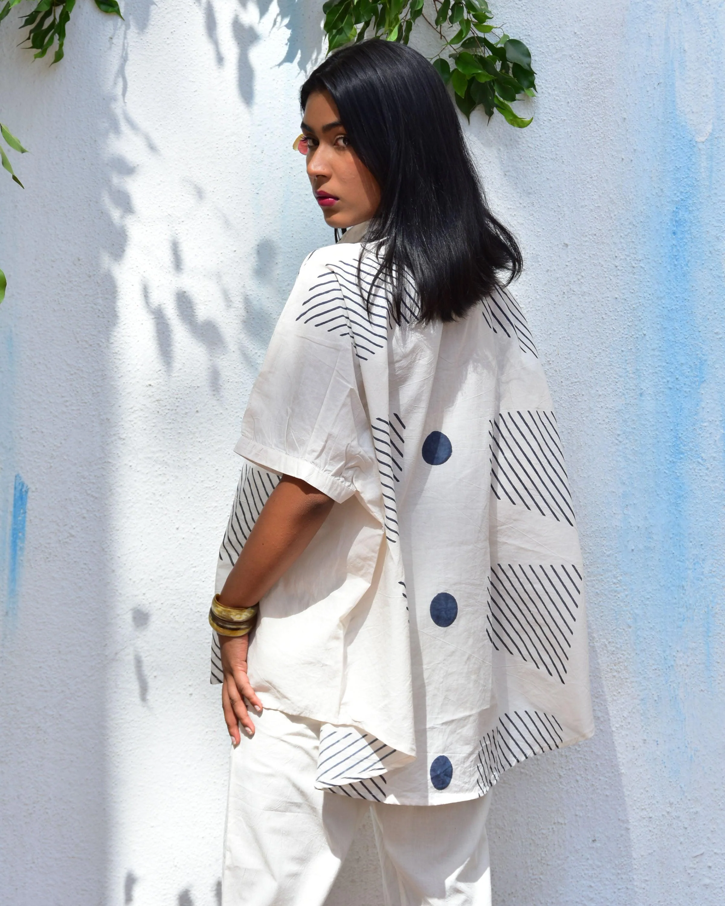 Opulent Whispers Handblockprinted Cotton Top - Vnmn - Image 4